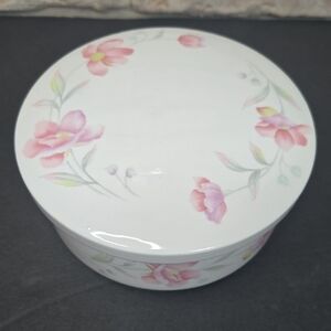 Korean White Ceramic Pink Floral Lidded Rice Trinket Box